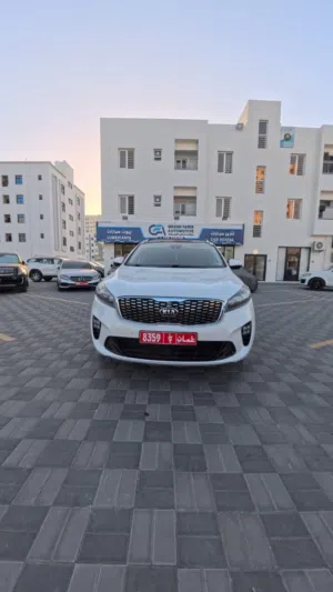 SUV Kia in Dhofar