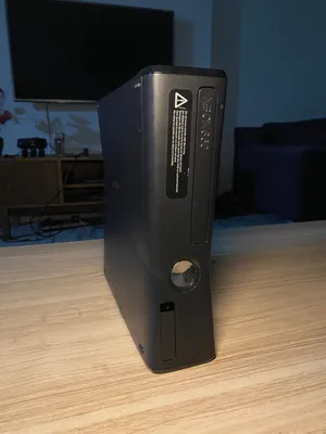Xbox 360 COMPLETE SET + KINECT + CONTROLLER  EXCELLENT CONDITION
