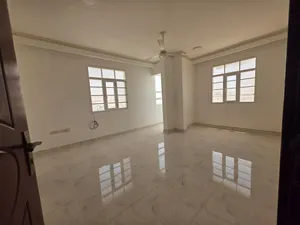 شقة نظيفة للإيجار في الخوض    Clean Apartment for Rent in Al Khoudh