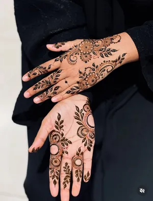 حناء حياة لتصميم الحناء The hayat mehendi artist elegant and beautiful henna designs