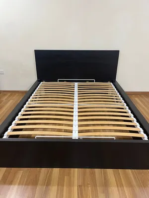 Bed frame - فريم للبيع