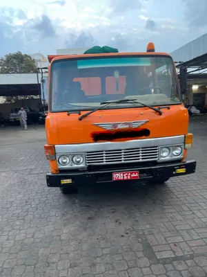 Tipper hino 7 ton