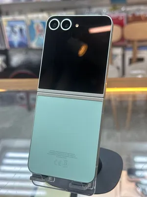 Brand new Galaxy Z Flip6