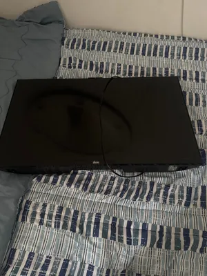 شاشه للبيع م اقل شي خمس ميه