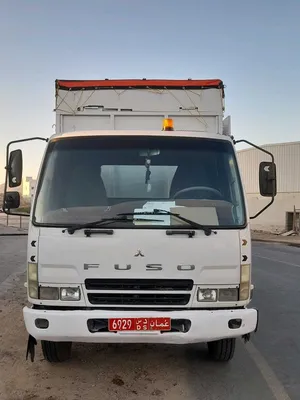 Used 2016 Mitsubishi Box Truck for Sale - Reliable Commercial Vehicle