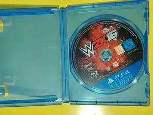 Playstation 4 cd's مستعمل بحالة الجديد اي،cd ب 10 دنانير فقط
