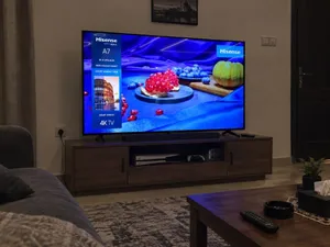 شاشة هايسنس  التفاصيل الدقة 4K 3840×2160 نوع الشاشة QLED / Quantum Dot في نسخ A7K التحديث 60Hz HDR H