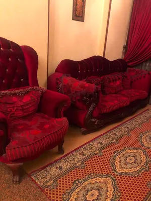 انترية لون احمر بالبلتكانة بالستارة