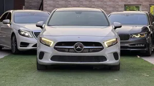 مرسيدس بنز A220 US Specs 2020 2.0L V4 Panoramic roof