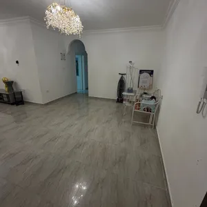 شقة مميزة للبيع في ضاحية الرشيد – قرب مسجد القعقاع