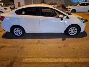 kia Rio 215