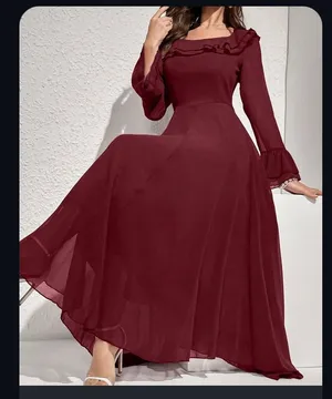 فستان عنابي
