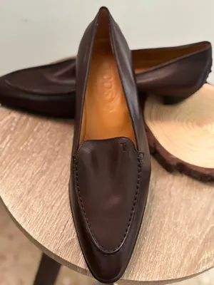 الجلد الطبيعيTOD’S الإيطالي الأصلي