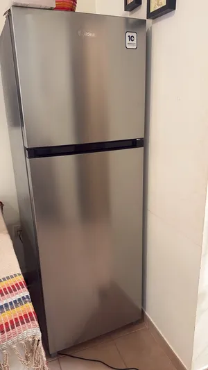Midea Refrigerator Freezer – Excellent Condition – still new