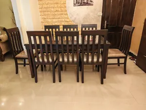 طاوله سفره خشب للبيع مع 8 كراسي