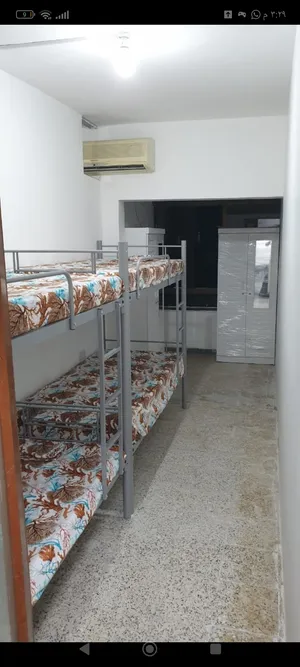 سكنات شباب فقط