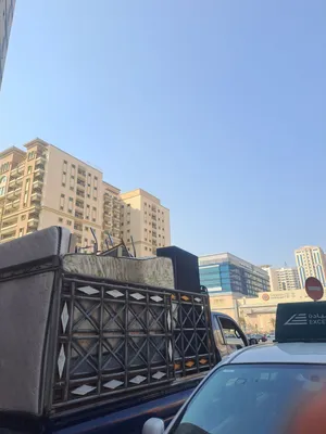 Movers and packers shifting pickup delivery service