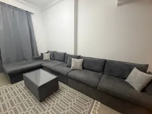 Sofa Set with coffee table / طقم كنب زاوية كبير مع طاولة وسط