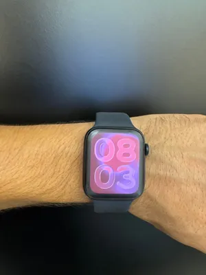Apple Watch SE2 44mm مستعملة بحال الجديد