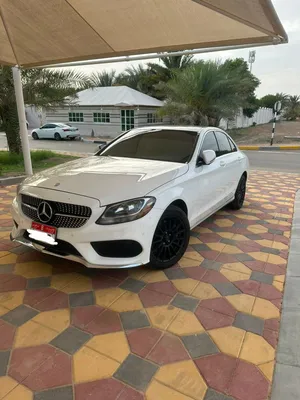 Mercedes Ben's C300 4matic 2017