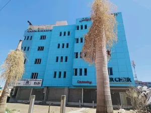 عمارة استثمارية تفتح علي شارع الستين