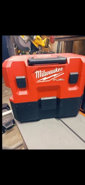 مكنسة m12 اصلية   Milwaukee ميلووكي
