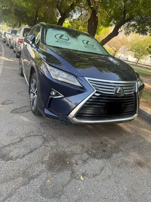 لكزس الدفع الرباعي RX350