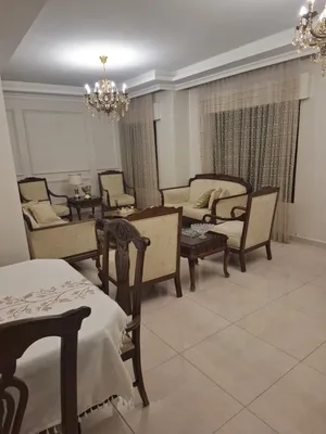 شقه ارضيه للبيع