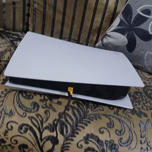 PS5. للبيع او تبديل بي XBOX SS
