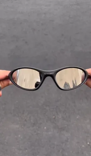 Sun glasses