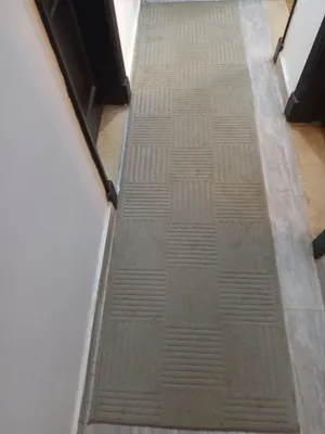 سجاده تلاته متر في تمنين سنتي بحاله ممتازه