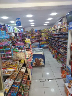 سوبر ماركت للبيع دوار السابع خلف كازيه البرج على شارع رئيسي