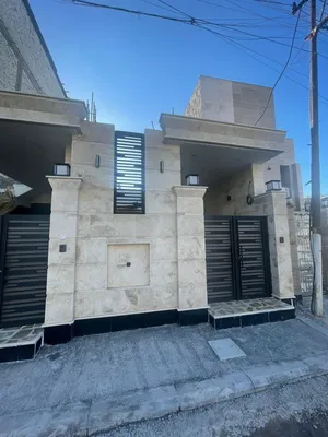 135 m2 3 Bedrooms Townhouse for Rent in Baghdad Karadah