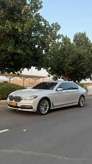 بي ام دبليو 740i 2016 خليجي بحالة ممتازة