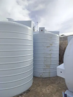 water tanks selling and buying plastic and fiberglass good quality condition for high storage