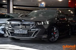 بي أم دبليو 2024 BMW i5 M60 xDrive Sedan Pure EV - Gray