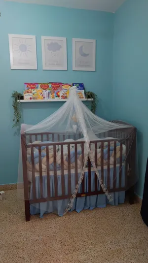 Baby crib in a good condition