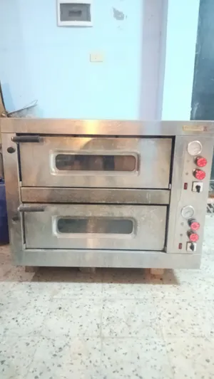 كوشة بيتزا لبيع