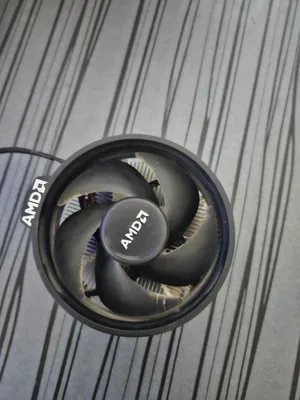 لقطة مبرد معالج AMD الأصلي نظافة وكالة تبريد هادئ وممتاز