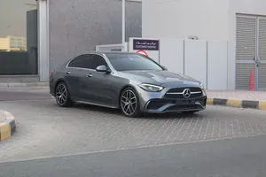 Mercedes C200 EMC 2023 Gcc full ,panoramic CILING 133000 km original paint Accident free خليجي