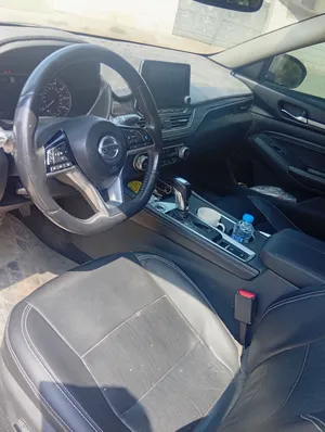 Used Nissan Altima in Al Batinah