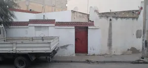 120 m2 2 Bedrooms Townhouse for Sale in Tunis Other
