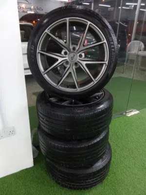 للبيع تواير جودير ونيكسون