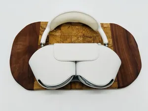 Airpods Max Lightning Port