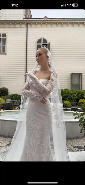 فستان عرس فاخر NS Sposa من نيشانتاشي إسطنبول – ملبوس مرة واحدة – سعره الأصلي 2400 د.أ