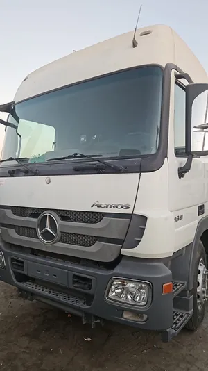 In Very Good Condition Mercedes Actros Truck 1841 Model 2015