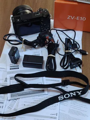 Sony ZV-E10 للبيع نظيفة جدًا وبحالة ممتازة  Shutter: 1081  شتر فقط مع عدسة 16-50mm OSS 11