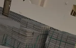 انترلوك خارجي
