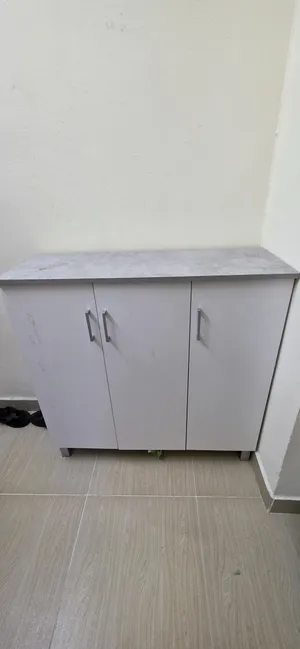 cabinet shoes
