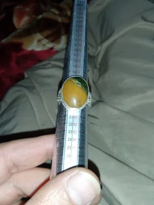 خاتم عقيق فضة شكل الحجر فريد من نوعه